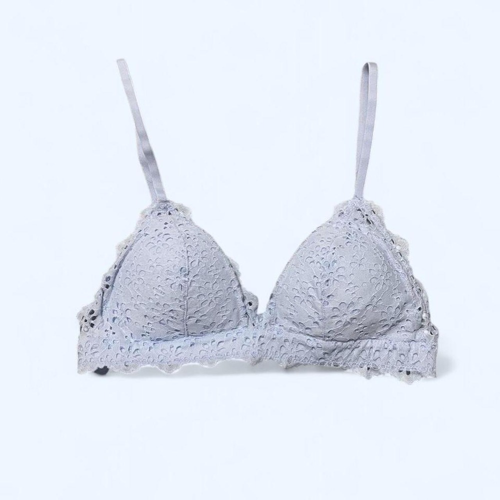 Baby blue floral eyelet bralette with adjustable straps size S by Auden